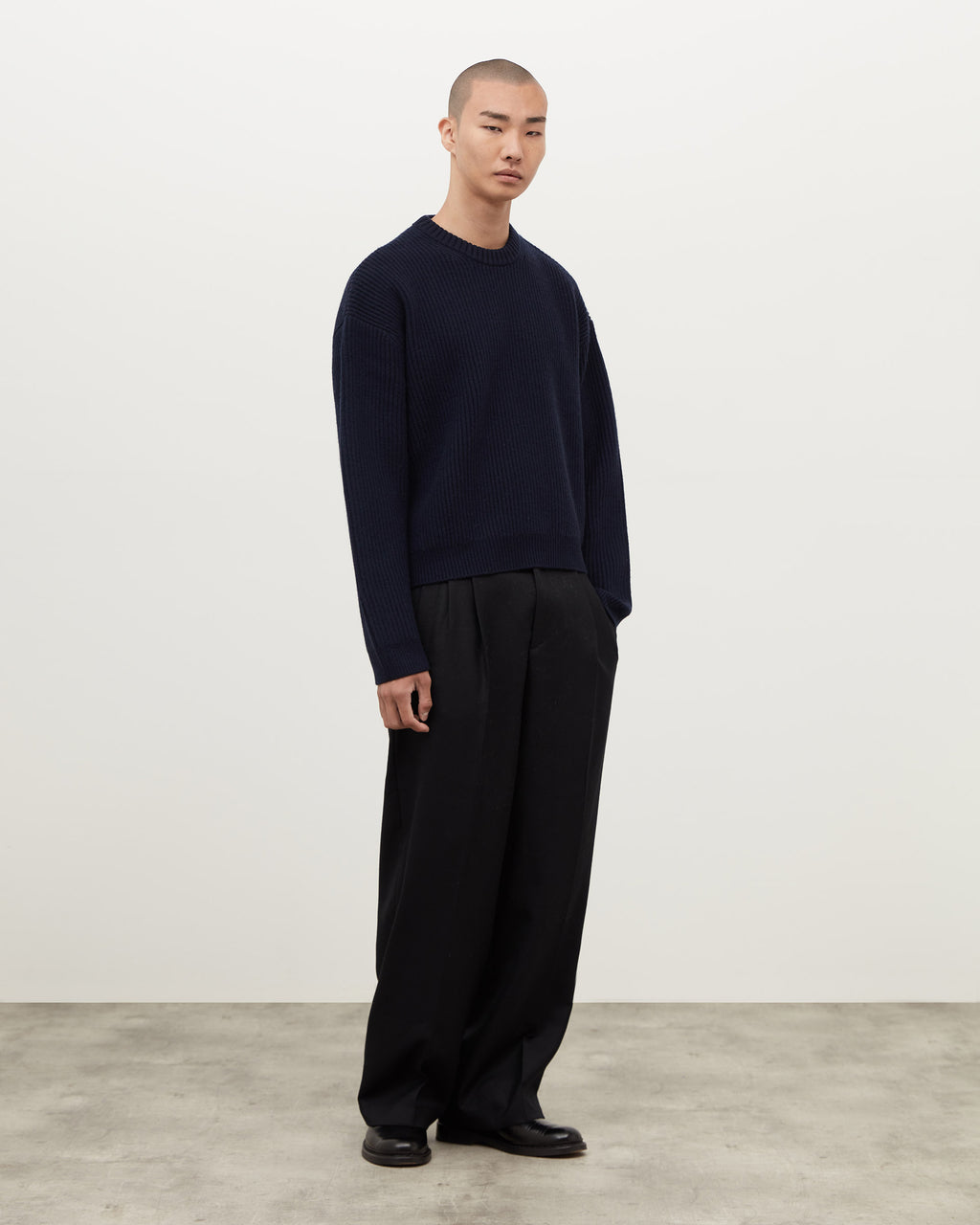 Daniel Simmons - Merino Knit Sweater - Navy